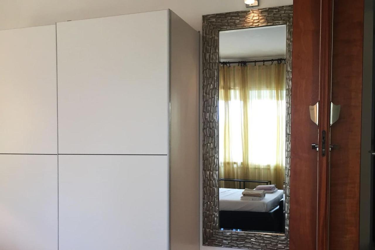 Domic ,Two Bedrooms Whit Large Terrace Njivice Extérieur photo